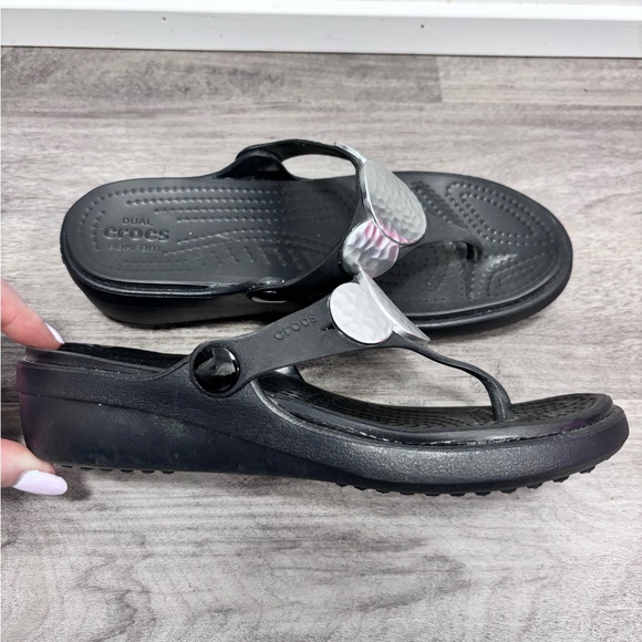 Crocs Flip Flops - Picture 1 of 3